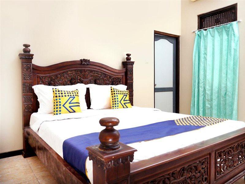 Hotel Spot On 2629 Duta Karimun Karimunjawa-Inseln Exterior foto