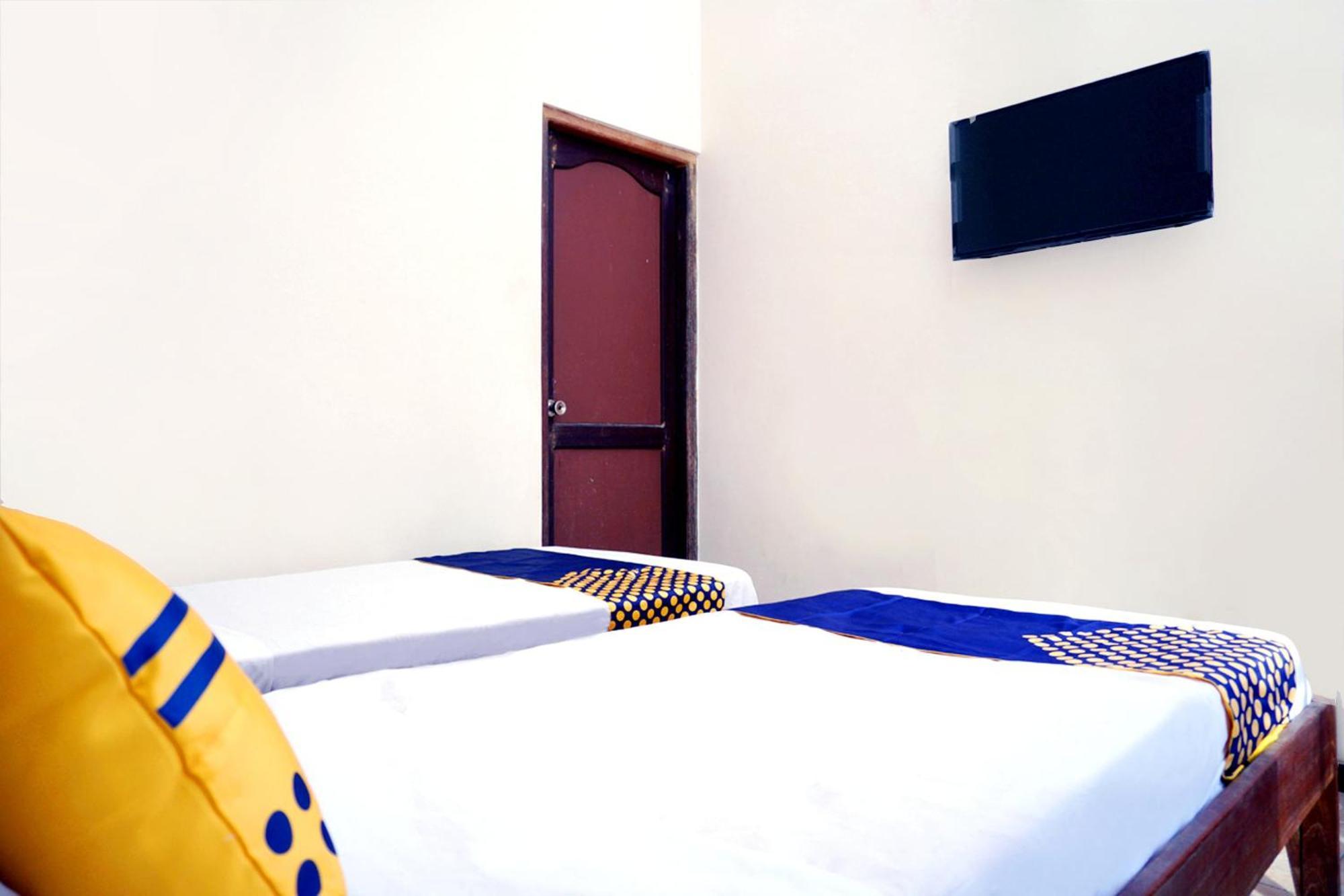 Hotel Spot On 2629 Duta Karimun Karimunjawa-Inseln Exterior foto